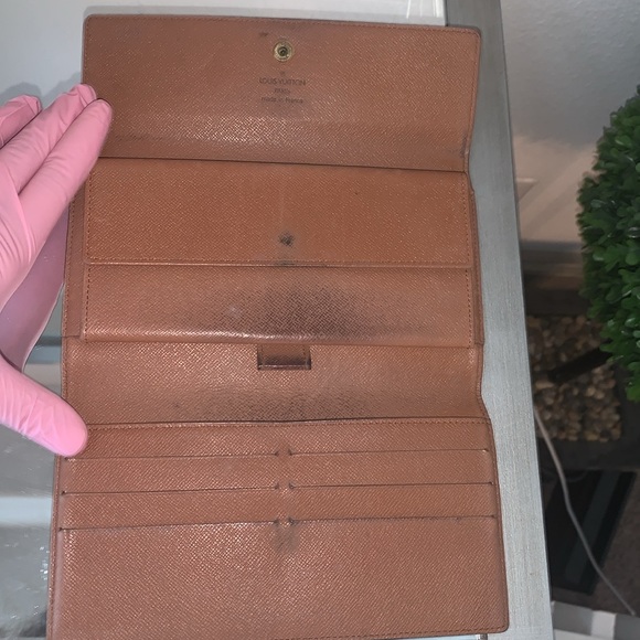 LOUIS VUITTON MONOGRAM CANVAS PORTE TRESOR INTERNATIONAL WALLET - Picture 5 of 13